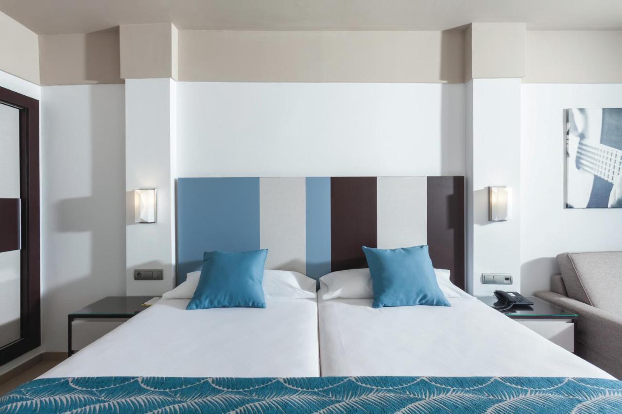 Hotel Riu Costa Del Sol à Torremolinos Extérieur photo