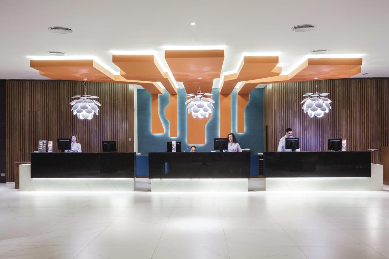 Hotel Riu Costa Del Sol à Torremolinos Extérieur photo