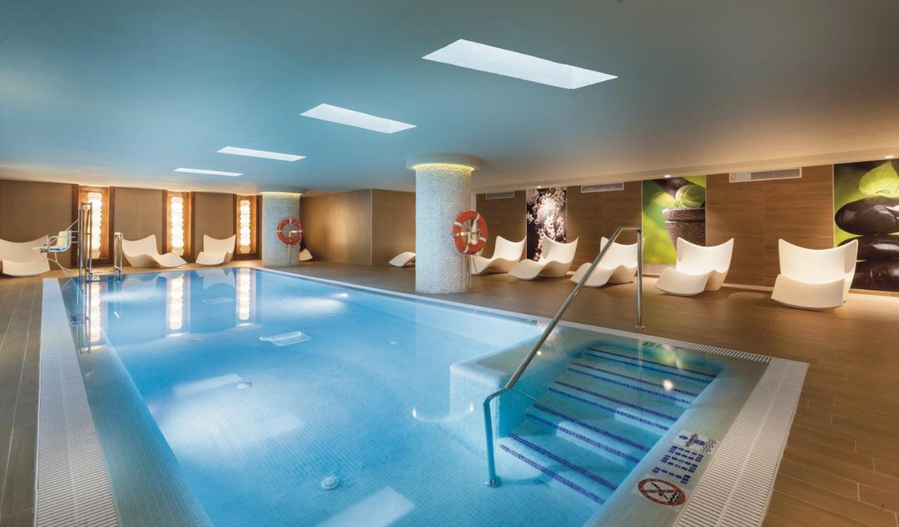 Hotel Riu Costa Del Sol à Torremolinos Extérieur photo