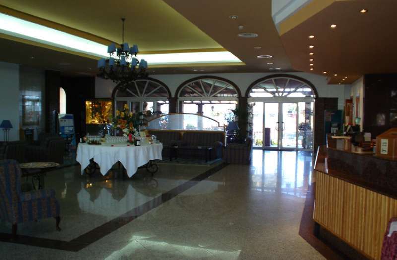 Hotel Riu Costa Del Sol à Torremolinos Extérieur photo